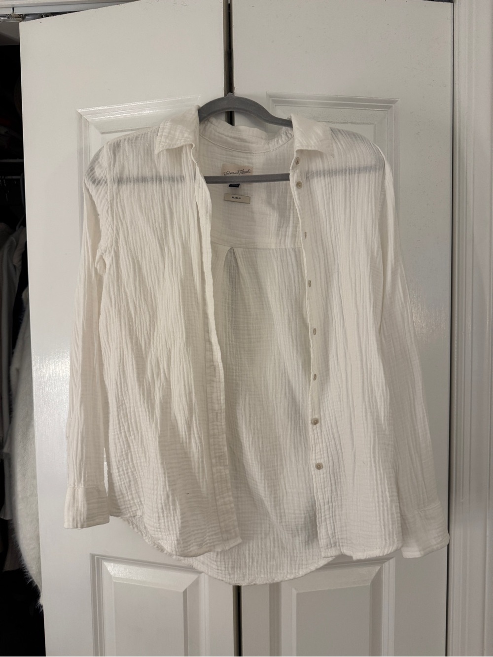 Light weight button up long sleeve tee